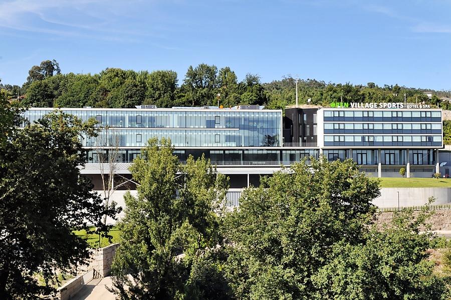 Open Village Sports Hotel & Spa Club Guimarães Zewnętrze zdjęcie
